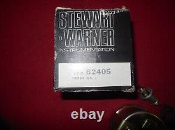 NOS Stewart Warner 2 5/8 0-15 psi mechanical fuel pressure gage made in USA